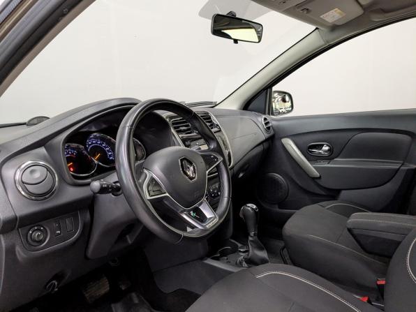 Renault Sandero II Рестайлинг с пробегом 2018 года, цена 1 150 000 рублей, 96424 км, хэтчбек, Автокод Объявления