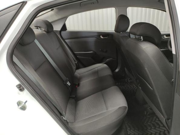 Hyundai Solaris II с пробегом 2017 года, цена 997 000 рублей, 90729 км, седан, Автокод Объявления
