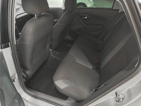 Volkswagen Polo V Рестайлинг с пробегом 2018 года, цена 1 007 400 рублей, 120230 км, седан, Автокод Объявления