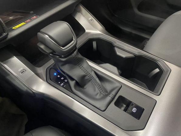 Новый Toyota RAV4 VI (XA60) 2026 года, цена 4 049 000 рублей, внедорожник, Автокод Объявления