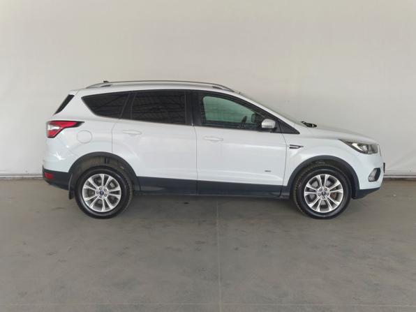 Ford Kuga II Рестайлинг с пробегом 2018 года, цена 1 385 000 рублей, 209799 км, внедорожник, Автокод Объявления