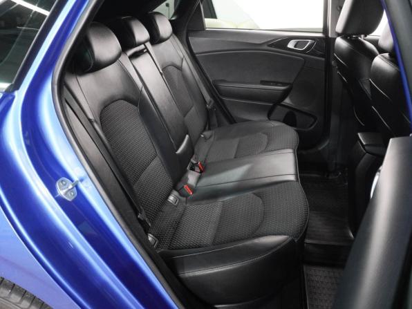 Kia Ceed III с пробегом 2018 года, цена 1 569 000 рублей, 191909 км, хэтчбек, Автокод Объявления
