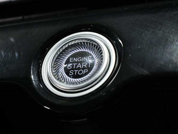 Omoda C5 I Рестайлинг с пробегом 2024 года, цена 1 970 000 рублей, 10700 км, внедорожник, Автокод Объявления