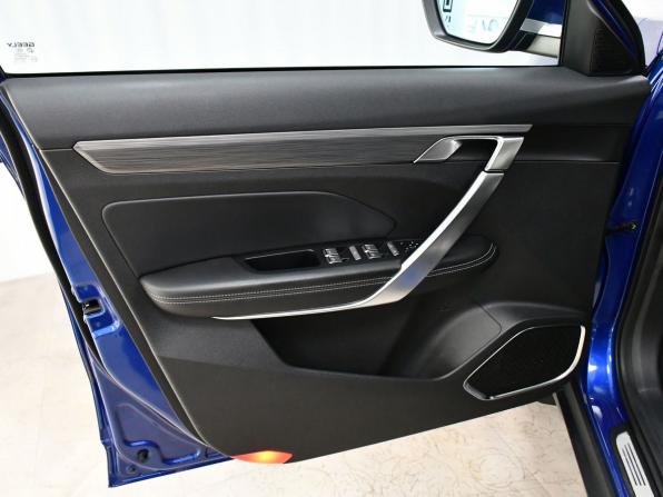 Geely Atlas Pro с пробегом 2021 года, цена 1 997 000 рублей, 70041 км, внедорожник, Автокод Объявления