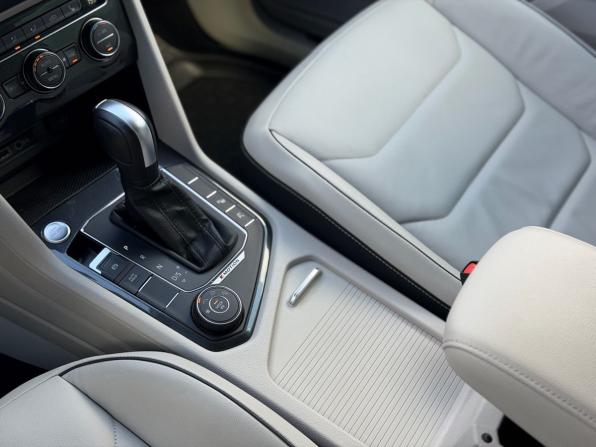 Volkswagen Tiguan II с пробегом 2019 года, цена 2 990 000 рублей, 132035 км, внедорожник, Автокод Объявления
