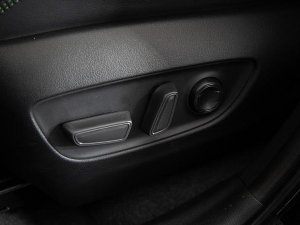 Toyota RAV4 V (XA50) с пробегом 2024 года, цена 3 999 000 рублей, 34590 км, внедорожник, Автокод Объявления