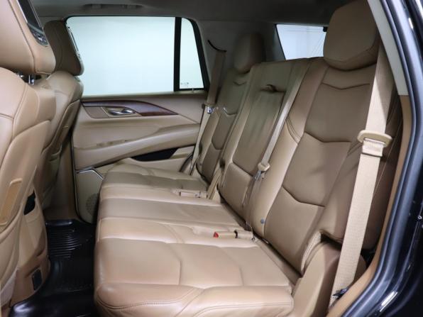 Cadillac Escalade IV с пробегом 2015 года, цена 3 744 000 рублей, 176778 км, внедорожник, Автокод Объявления