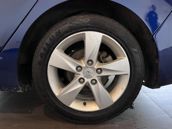 Hyundai Elantra V (MD) с пробегом 2012 года, цена 633 000 рублей, 313391 км, седан, Автокод Объявления