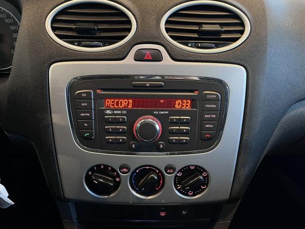 Ford Focus II с пробегом 2007 года, цена 279 000 рублей, 330614 км, седан, Автокод Объявления