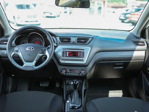 Kia Rio III Рестайлинг с пробегом 2016 года, цена 1 260 000 рублей, 75727 км, седан, Автокод Объявления