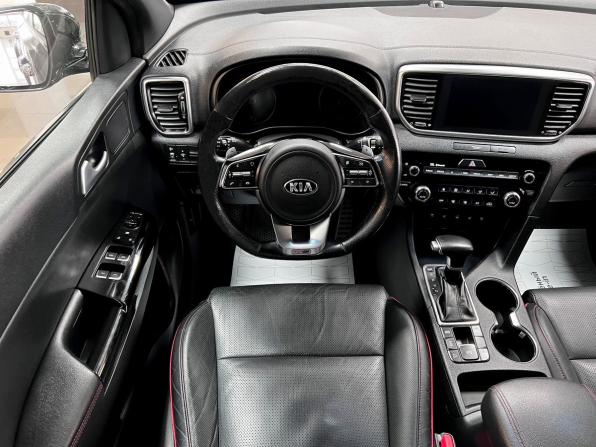 Kia Sportage IV Рестайлинг с пробегом 2018 года, цена 2 340 000 рублей, 111537 км, внедорожник, Автокод Объявления