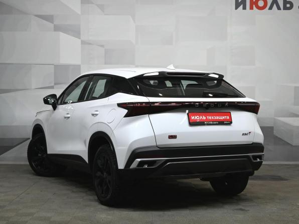Omoda C5 I Рестайлинг с пробегом 2024 года, цена 2 000 000 рублей, 8904 км, внедорожник, Автокод Объявления