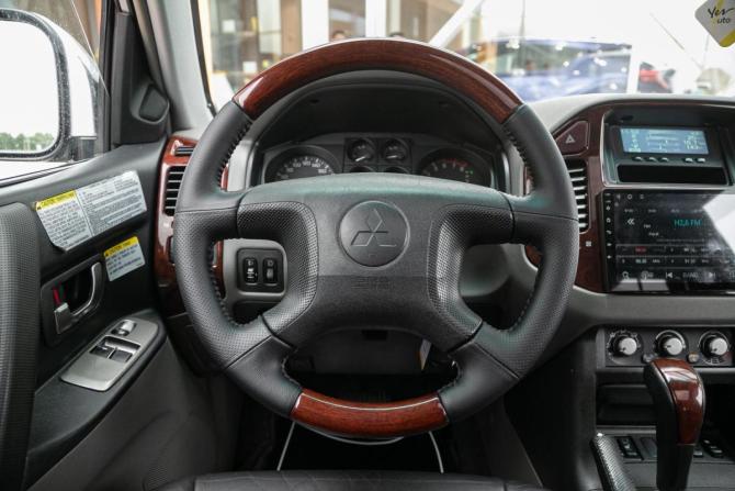 Mitsubishi Pajero III Рестайлинг с пробегом 2004 года, цена 953 000 рублей, 188500 км, внедорожник, Автокод Объявления