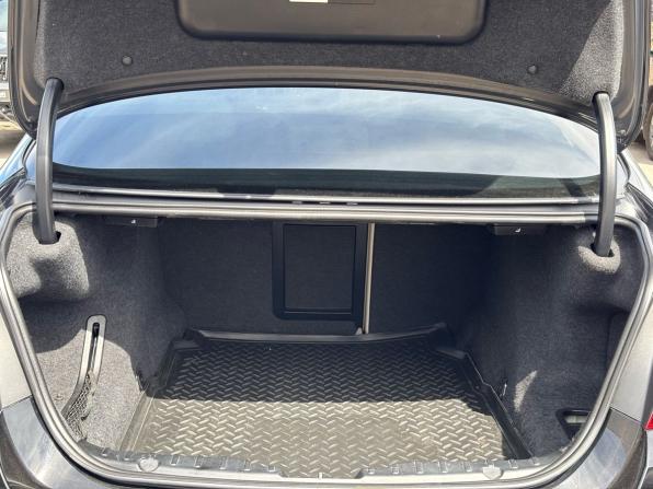 BMW 5 серии VI (F10/F11/F07) с пробегом 2011 года, цена 2 280 000 рублей, 147244 км, седан, Автокод Объявления