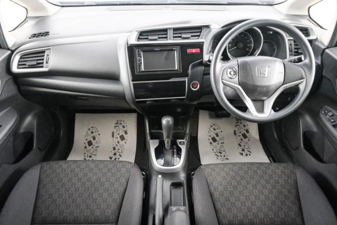 Honda Fit III с пробегом 2016 года, цена 1 039 000 рублей, 110000 км, хэтчбек, Автокод Объявления