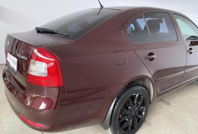 Skoda Octavia II (A5) Рестайлинг с пробегом 2012 года, цена 835 000 рублей, 274560 км, лифтбек, Автокод Объявления