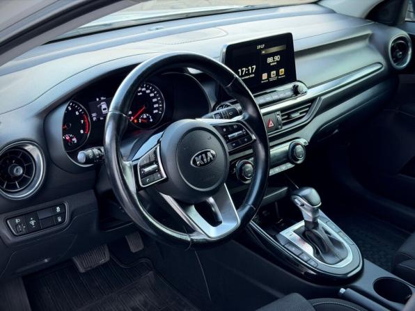 Kia Cerato IV с пробегом 2021 года, цена 2 080 000 рублей, 70210 км, седан, Автокод Объявления