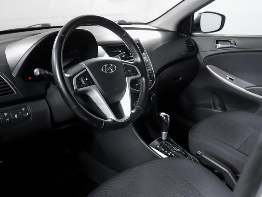 Hyundai Solaris I Москва  - изображение 14
