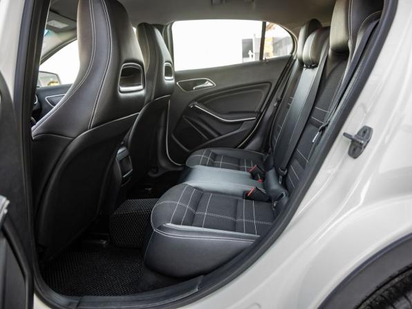 Mercedes-Benz GLA I (X156) с пробегом 2015 года, цена 1 878 000 рублей, 102786 км, внедорожник, Автокод Объявления