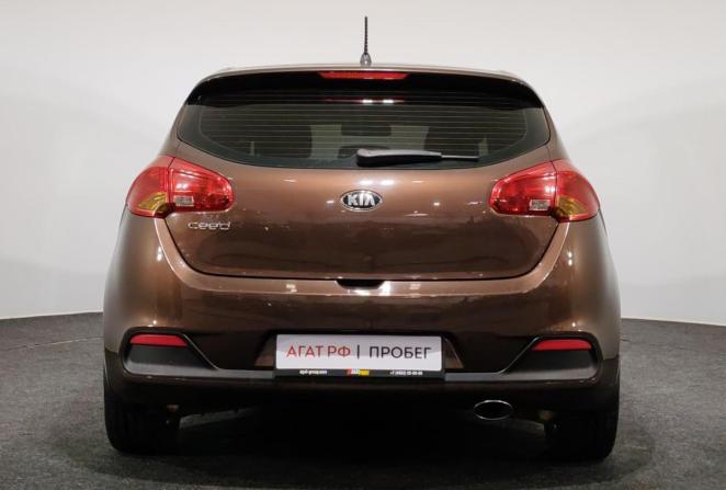 Kia Ceed II с пробегом 2014 года, цена 950 000 рублей, 162952 км, хэтчбек, Автокод Объявления