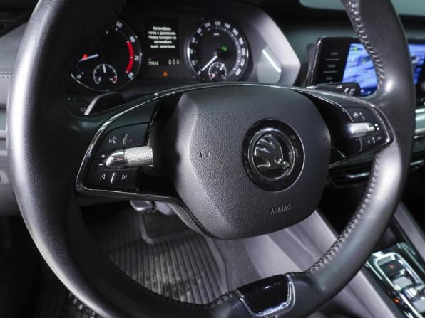 Skoda Octavia IV (A8) с пробегом 2021 года, цена 2 000 000 рублей, 77612 км, лифтбек, Автокод Объявления