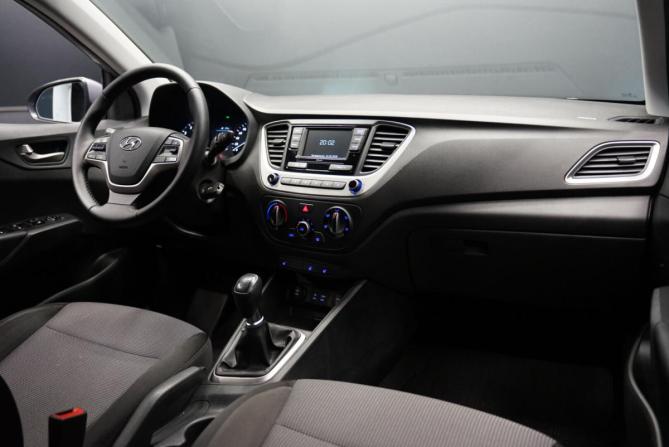 Hyundai Solaris II с пробегом 2017 года, цена 1 270 000 рублей, 149500 км, седан, Автокод Объявления