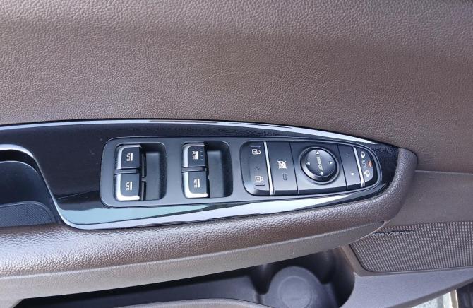 Kia Optima IV Рестайлинг с пробегом 2019 года, цена 2 294 000 рублей, 117533 км, седан, Автокод Объявления