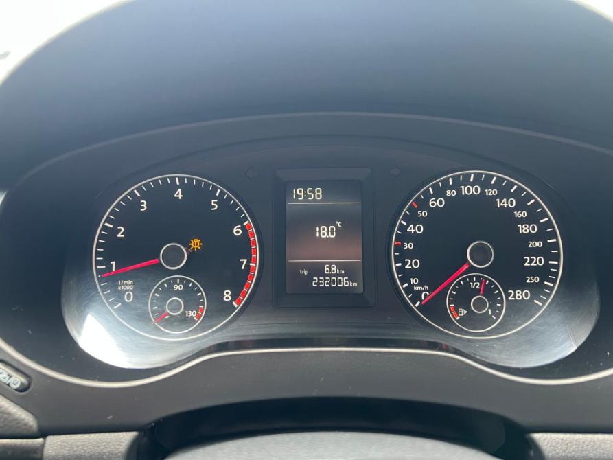 Volkswagen Jetta VI Стерлитамак  - изображение 15