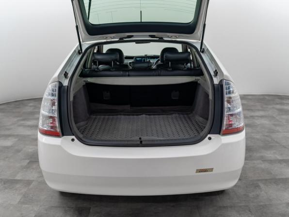 Toyota Prius II Рестайлинг (XW20) с пробегом 2010 года, цена 930 000 рублей, 182000 км, лифтбек, Автокод Объявления