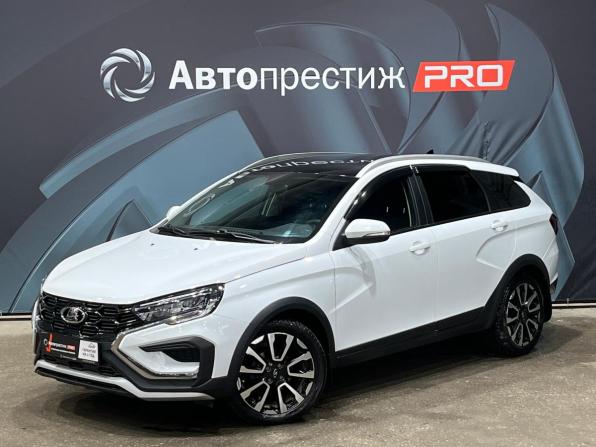 Lada (ВАЗ) Vesta I Рестайлинг (NG) с пробегом 2024 года, цена 1 338 000 рублей, 45228 км, универсал, Автокод Объявления