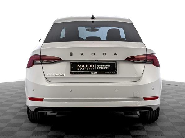Skoda Octavia IV (A8) с пробегом 2020 года, цена 2 100 000 рублей, 108915 км, лифтбек, Автокод Объявления