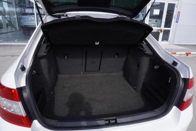 Skoda Octavia III (A7) с пробегом 2014 года, цена 994 000 рублей, 220104 км, лифтбек, Автокод Объявления