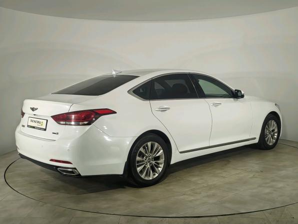 Hyundai Genesis II с пробегом 2014 года, цена 1 729 000 рублей, 145000 км, седан, Автокод Объявления