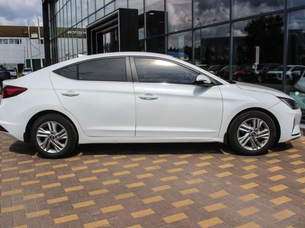 Hyundai Elantra VI (AD) Рестайлинг с пробегом 2019 года, цена 1 028 900 рублей, 226000 км, седан, Автокод Объявления