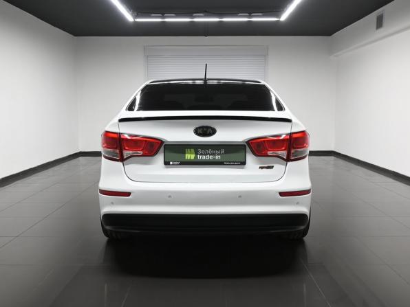 Kia Rio III Рестайлинг с пробегом 2016 года, цена 895 000 рублей, 215971 км, седан, Автокод Объявления