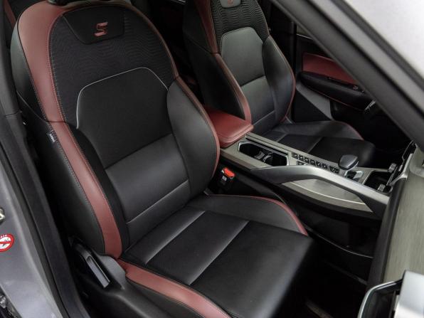 Geely Coolray I с пробегом 2023 года, цена 1 890 000 рублей, 21800 км, внедорожник, Автокод Объявления