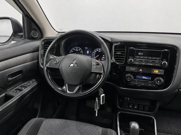 Mitsubishi Outlander III Рестайлинг 3 с пробегом 2018 года, цена 1 999 000 рублей, 147000 км, внедорожник, Автокод Объявления
