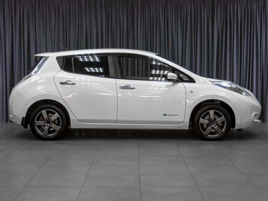 Nissan Leaf I (ZE0/AZE0) Тюмень  - изображение 5