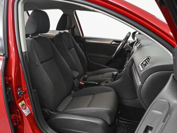 Volkswagen Golf VI с пробегом 2011 года, цена 980 000 рублей, 158939 км, хэтчбек, Автокод Объявления