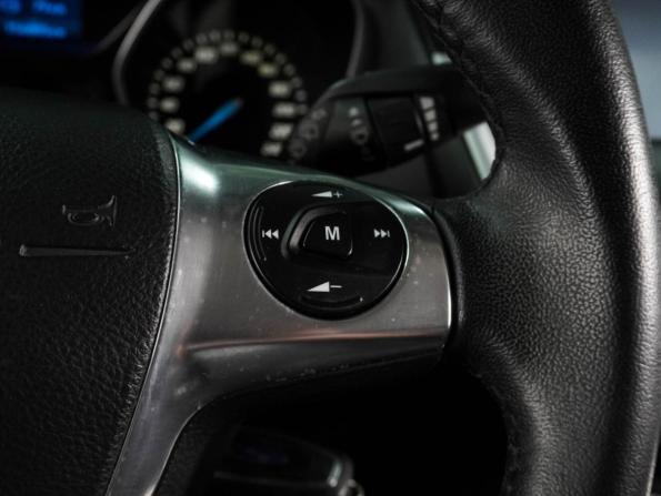 Ford Focus III с пробегом 2013 года, цена 930 000 рублей, 154805 км, хэтчбек, Автокод Объявления