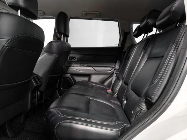 Mitsubishi Outlander III Рестайлинг 3 с пробегом 2019 года, цена 2 310 000 рублей, 161670 км, внедорожник, Автокод Объявления
