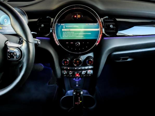Mini Countryman II Рестайлинг с пробегом 2022 года, цена 3 855 000 рублей, 48277 км, внедорожник, Автокод Объявления
