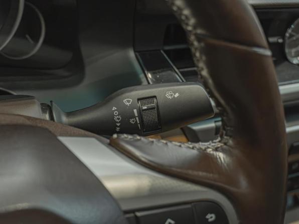 Lexus ES VI Рестайлинг с пробегом 2018 года, цена 2 379 000 рублей, 173556 км, седан, Автокод Объявления