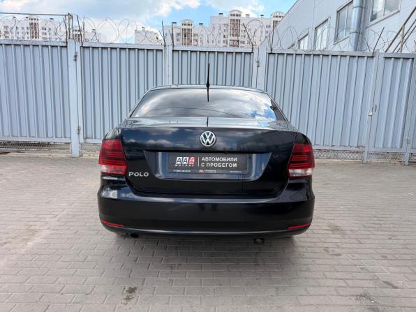 Volkswagen Polo V Рестайлинг с пробегом 2015 года, цена 838 000 рублей, 219500 км, седан, Автокод Объявления