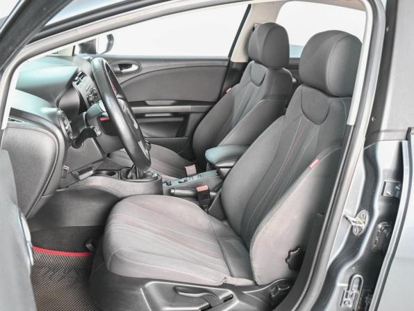 SEAT Leon II Рестайлинг с пробегом 2012 года, цена 759 000 рублей, 193303 км, хэтчбек, Автокод Объявления