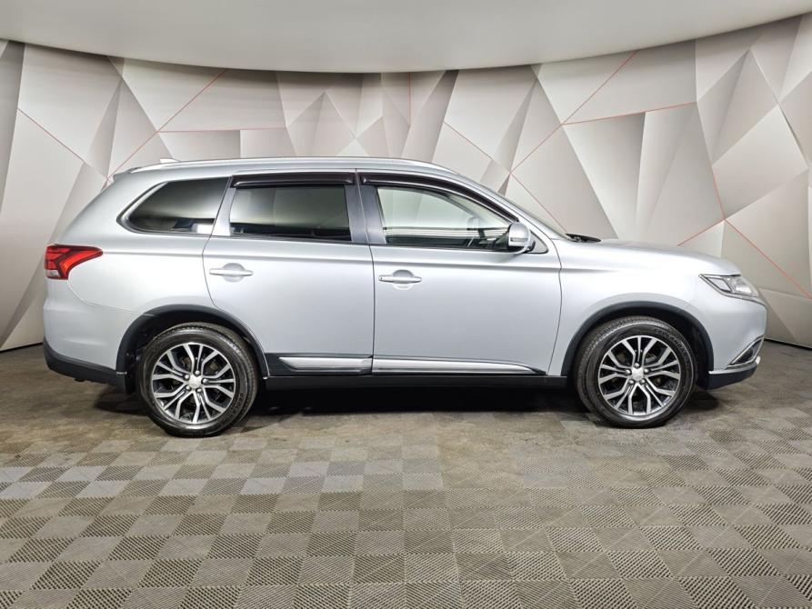 Mitsubishi Outlander III Рестайлинг 2 Москва  - изображение 6
