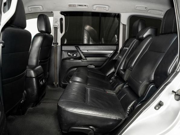 Mitsubishi Pajero IV с пробегом 2011 года, цена 1 700 000 рублей, 208661 км, внедорожник, Автокод Объявления