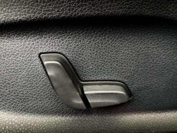 Mercedes-Benz C-Класс IV (W205) Рестайлинг с пробегом 2019 года, цена 2 620 000 рублей, 103032 км, седан, Автокод Объявления