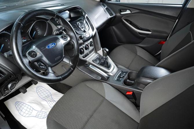 Ford Focus III с пробегом 2012 года, цена 729 000 рублей, 235000 км, хэтчбек, Автокод Объявления