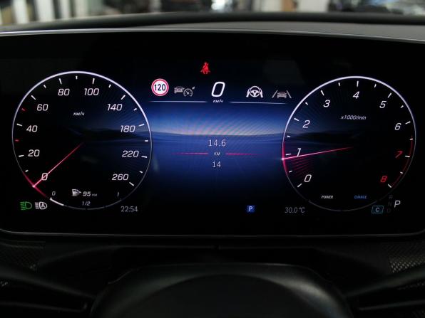Mercedes-Benz CLE с пробегом 2025 года, цена 8 350 000 рублей, 58 км, купе, Автокод Объявления
